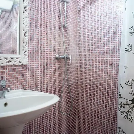 Apartment Blanco&nero In Vico Degli Albanesi *