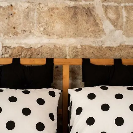 Blanco&nero In Vico Degli Albanesi Lejlighed Lecce